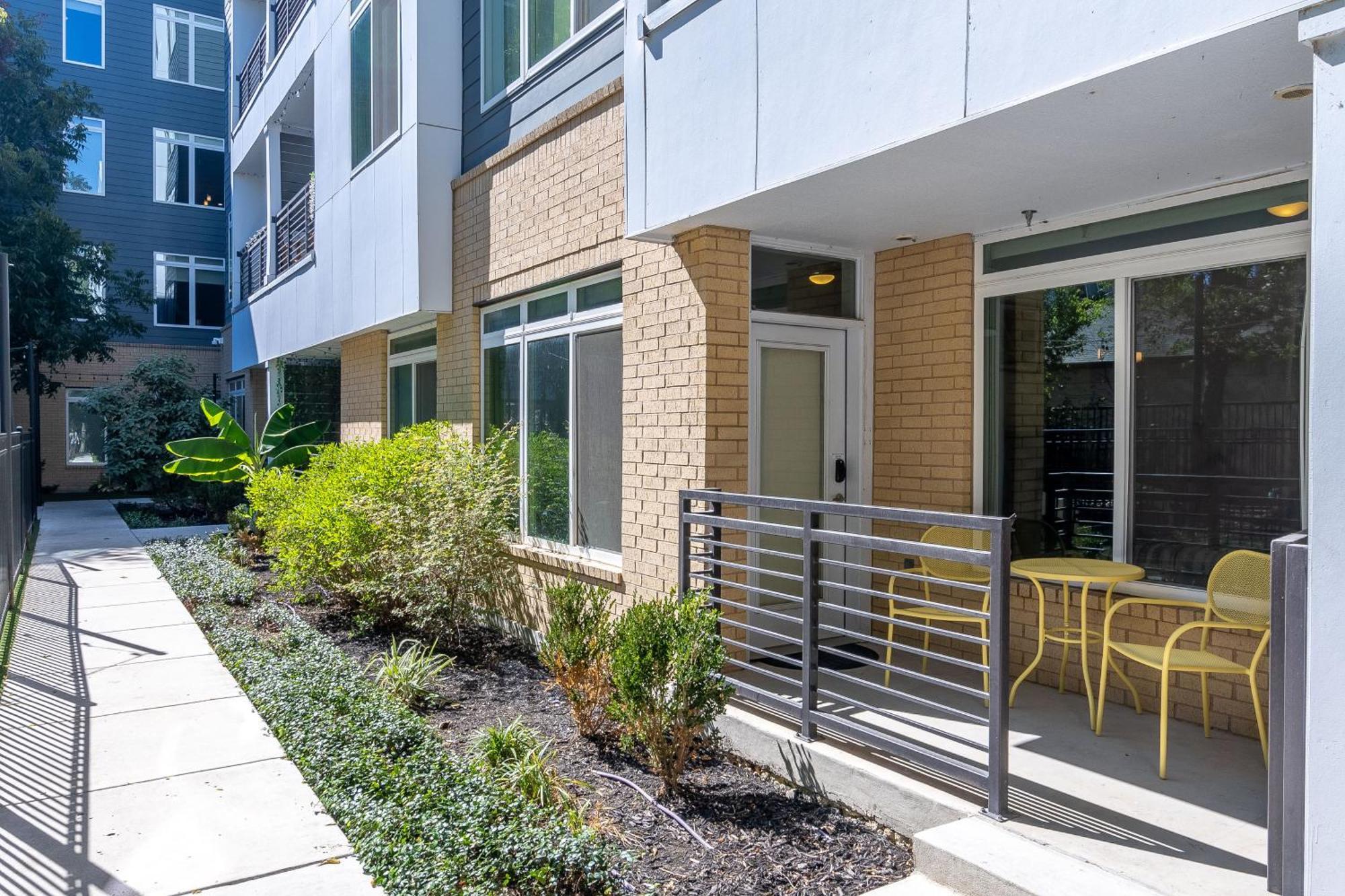 Beautiful Riverwalk Apt With Full Amenities, King Bed & Free Parking San Antonio Extérieur photo